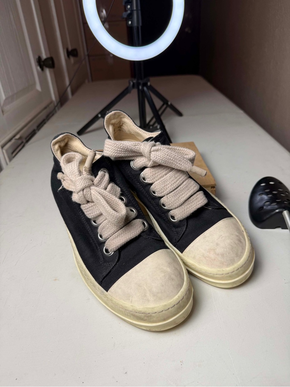 Rick Owens Jumbo Lace Low Top Hollywood Ramones Size 44 / 11 US Sneaker Shoes - Picture 4 of 7